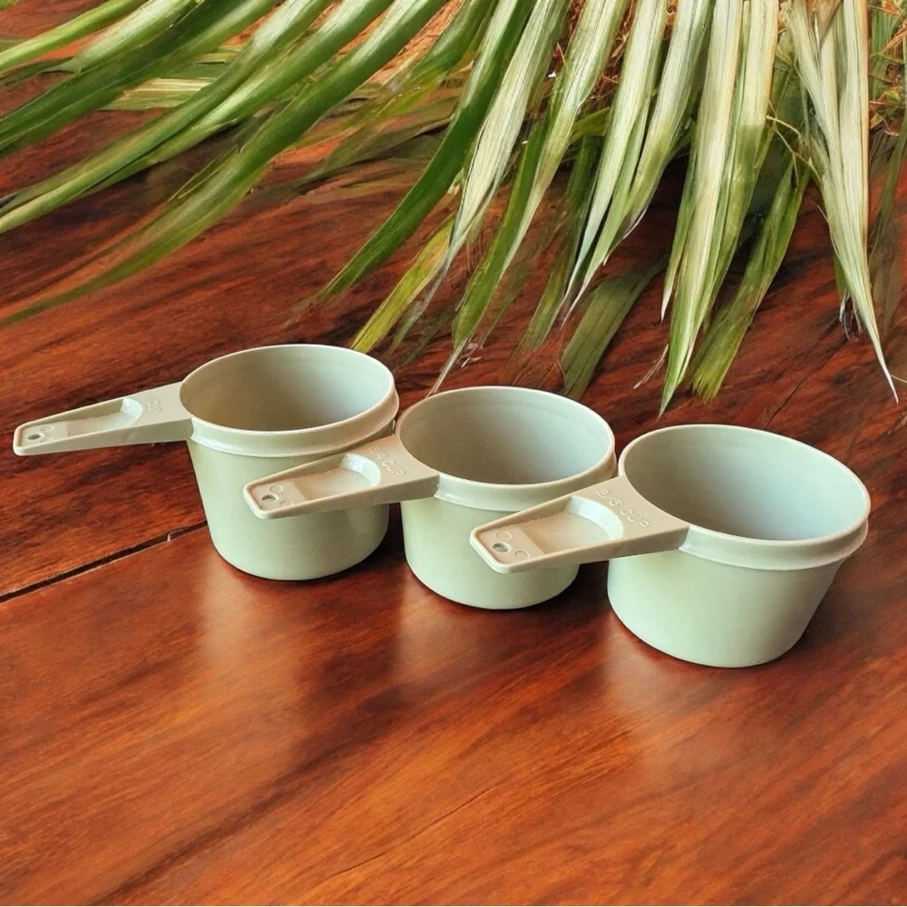 Vintage Tupperware Measuring Cups – Avocado Green – 1 Cup, 3/4 Cup, 2/3 Cup